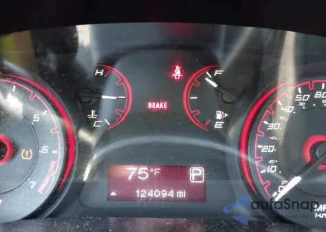 2013 Dodge Dart Sxt z USA, uszkodzony, nr VIN 1C3CDFBA2DD335581